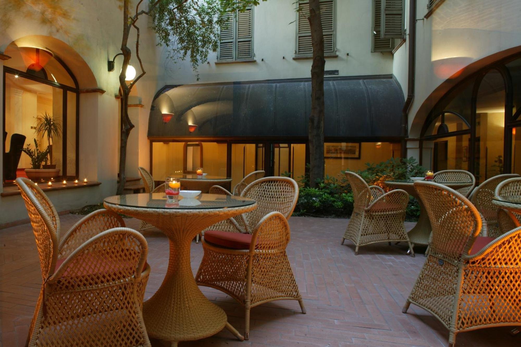 Sina Maria Luigia Hotel Parma Restoran gambar